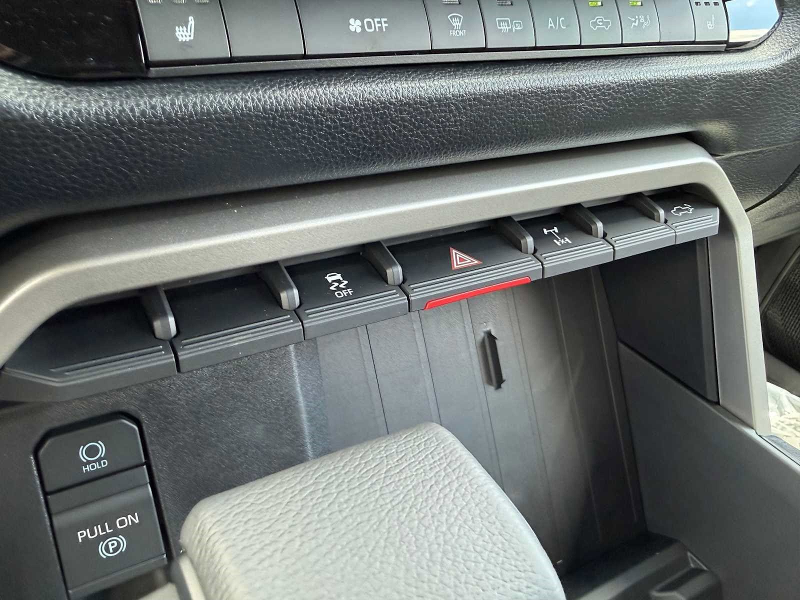 New 2026 Toyota Tundra SR5 AWD/4WD image 18