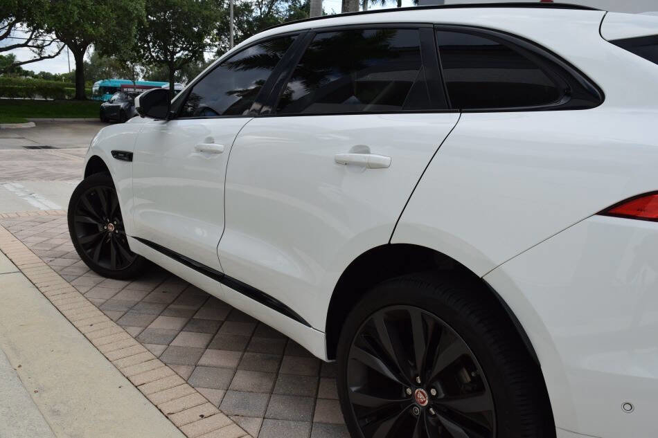 Used 2019 Jaguar F-PACE R-Sport AWD/4WD image 26
