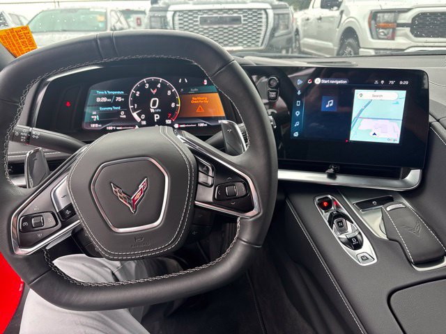 Used 2025 Chevrolet Corvette Stingray Convertible w/ 1LT RWD image 11