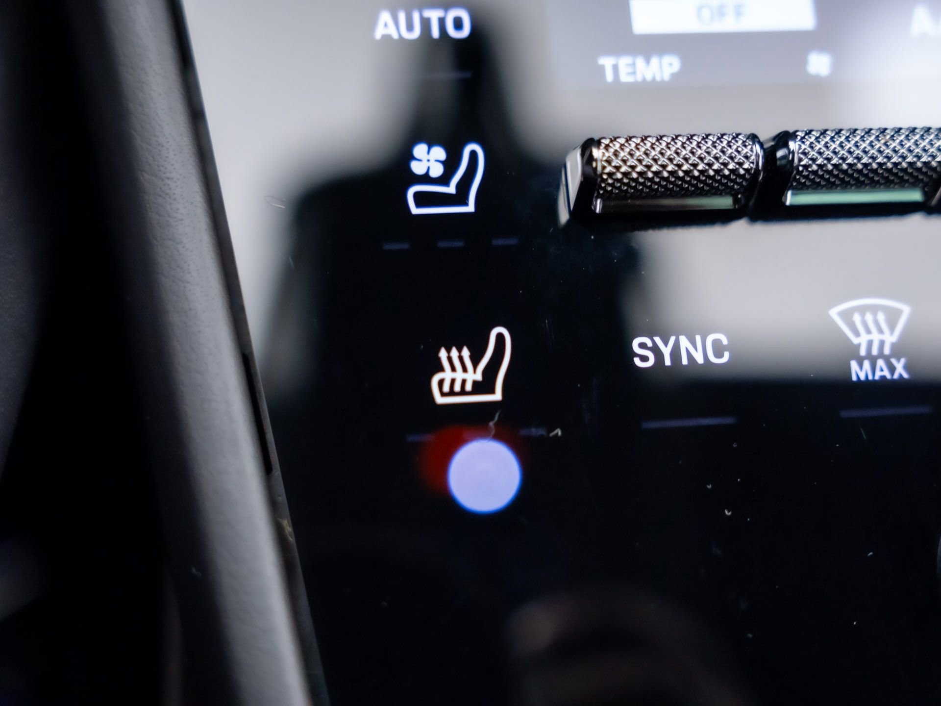 Used 2024 Porsche Cayenne S image 27