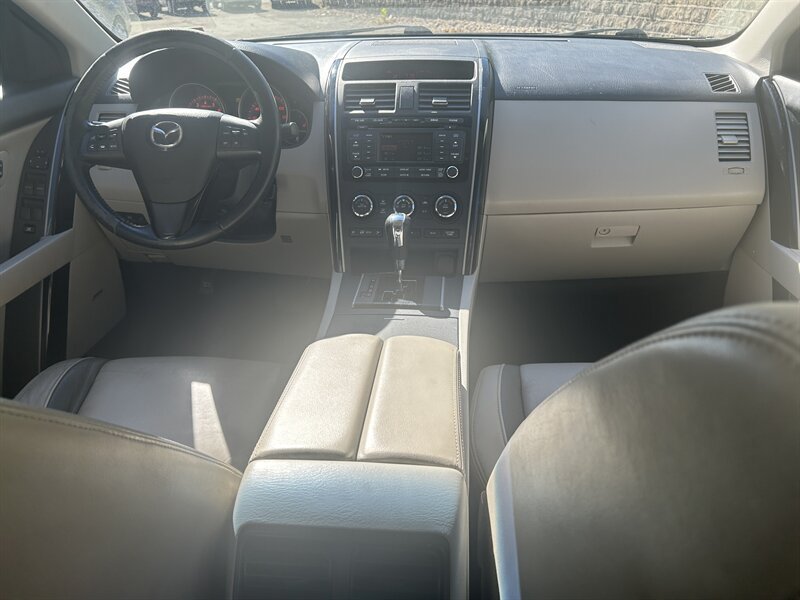 Used 2011 MAZDA CX-9 Touring w/ Moonroof & Bose Audio Pkg AWD/4WD image 11