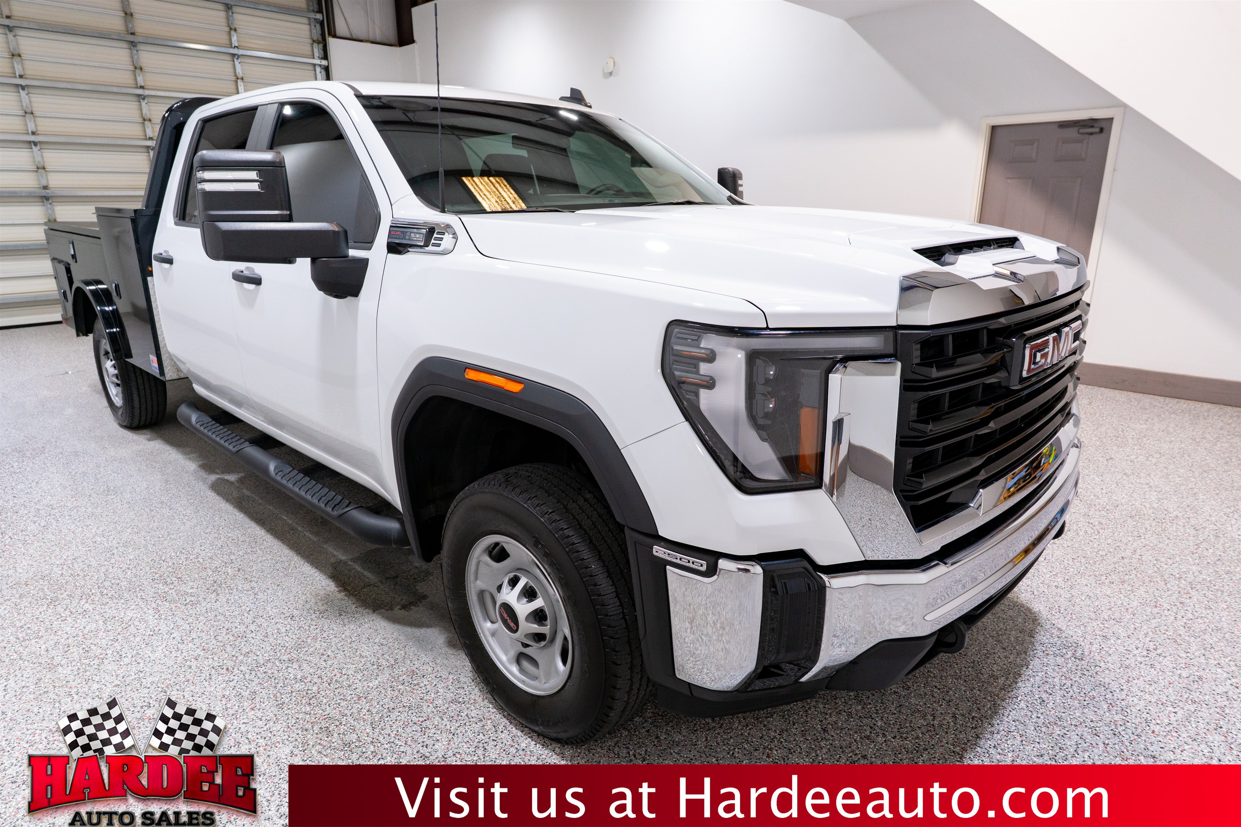 Used 2024 GMC Sierra 2500 Pro w/ Convenience Package RWD image 6