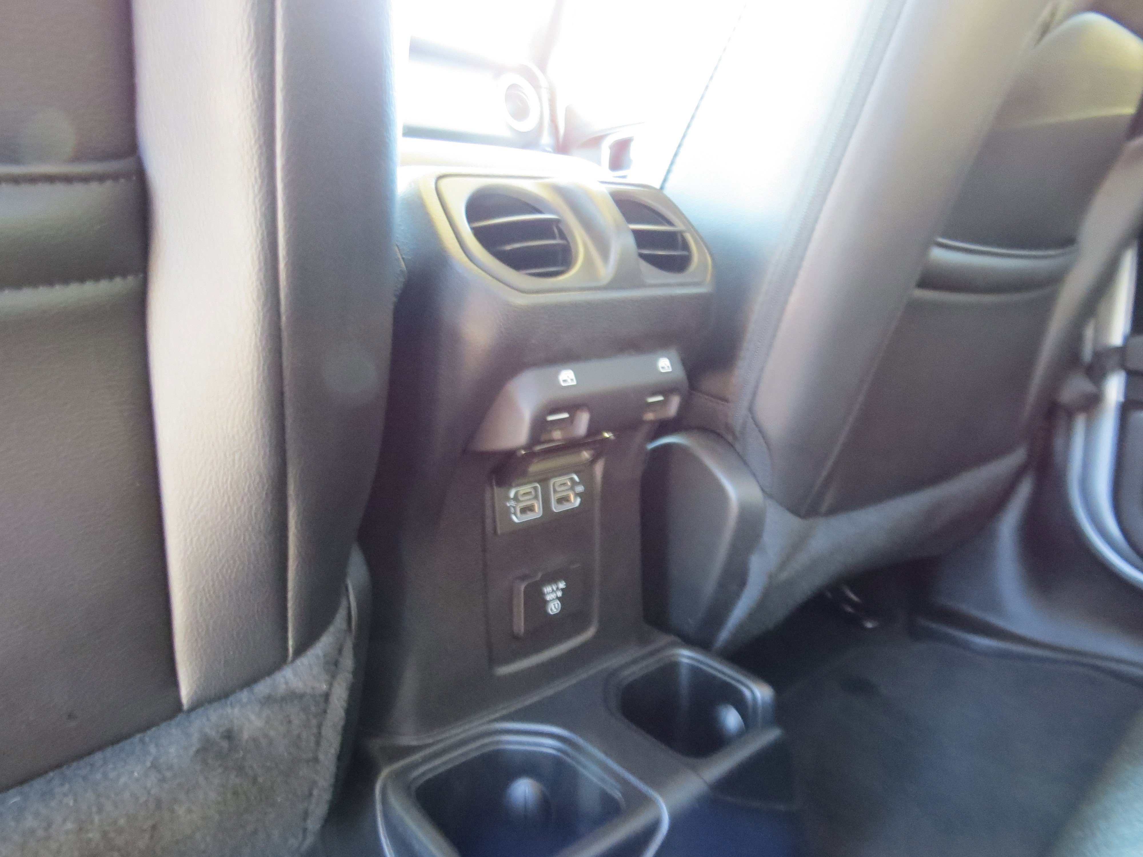 Used 2020 Jeep Gladiator Overland w/ LED Lighting Group image 14