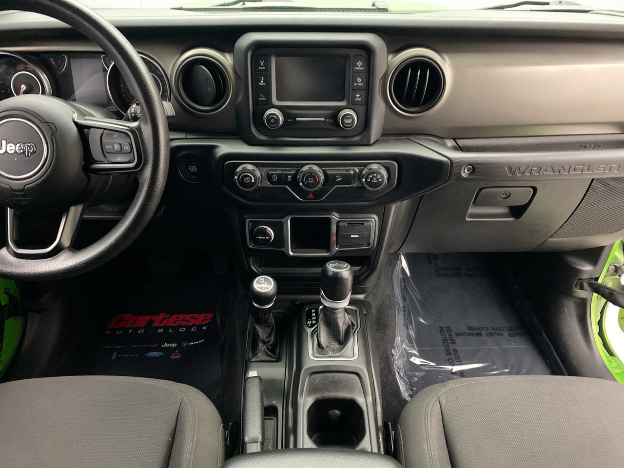 Used 2018 Jeep Wrangler Sport AWD/4WD image 20