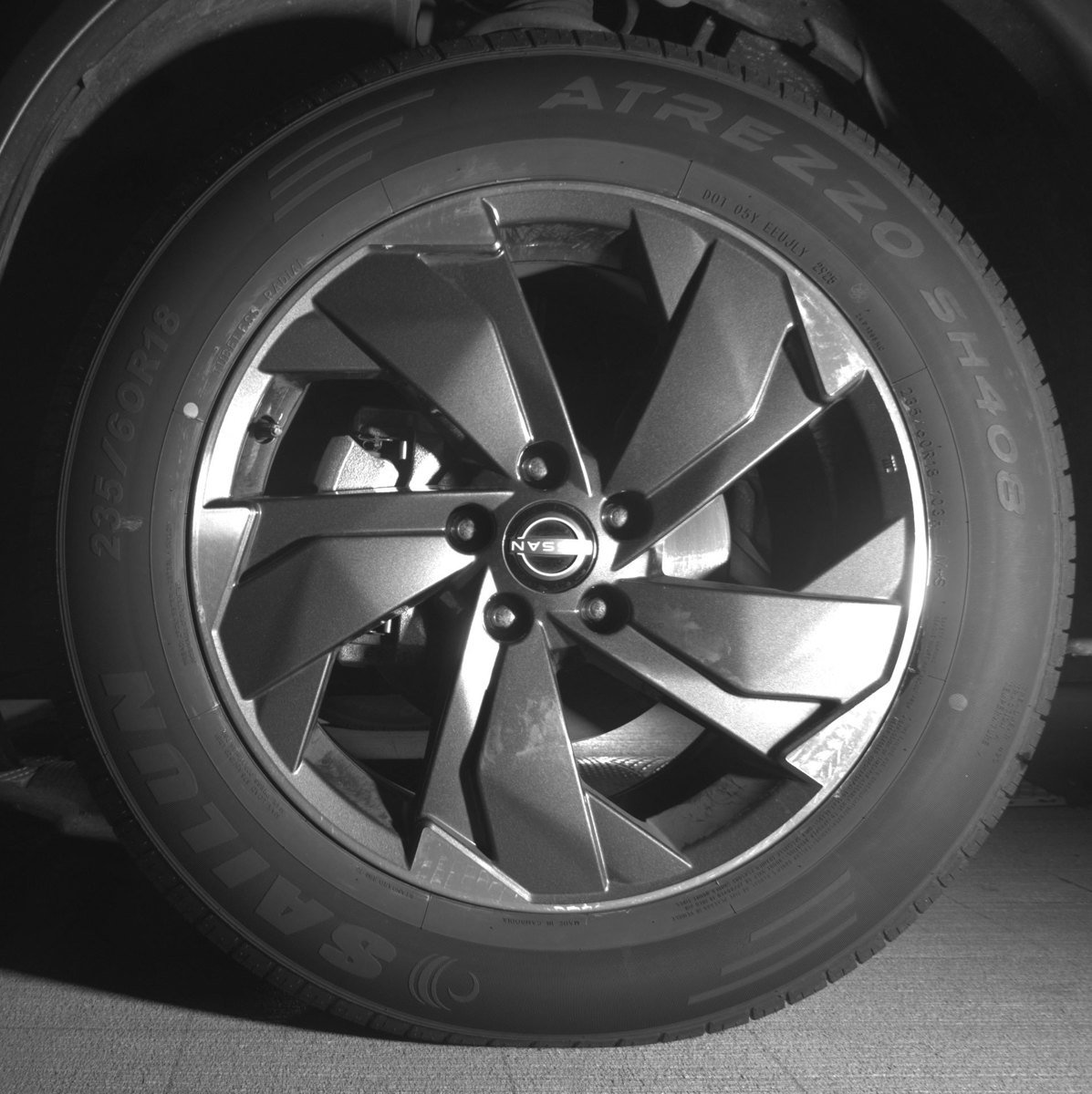 Used 2025 Nissan Rogue SV AWD/4WD image 9