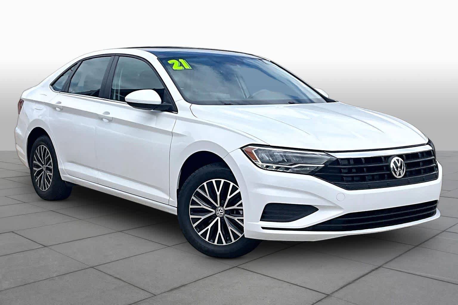 Used 2021 Volkswagen Jetta R-Line FWD image 3