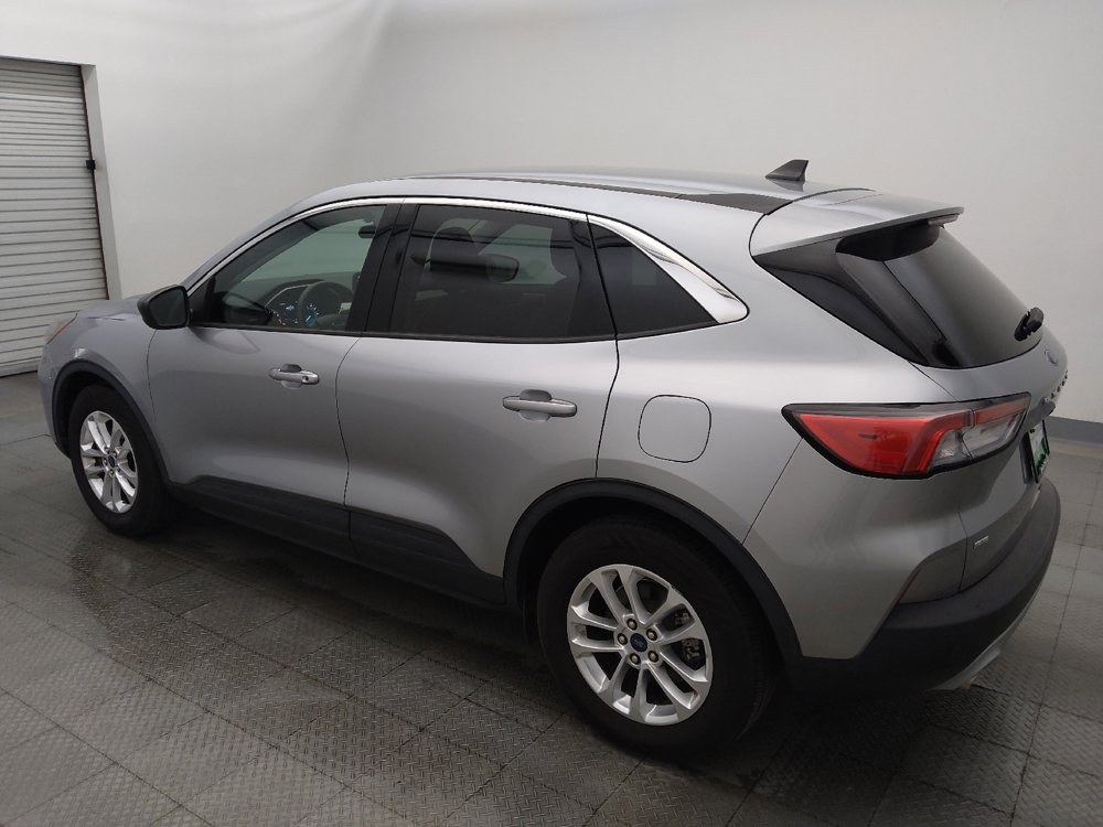 Used 2022 Ford Escape SE FWD image 3