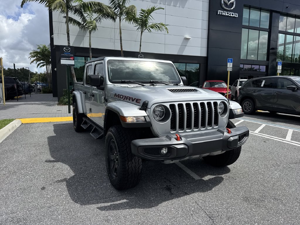 Used 2022 Jeep Gladiator Mojave w/ Trailer Tow Package AWD/4WD image 7