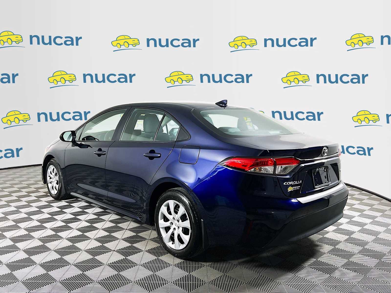 Used 2023 Toyota Corolla LE image 5