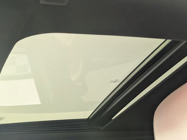 Used 2023 Ford Expedition Max Limited image 13