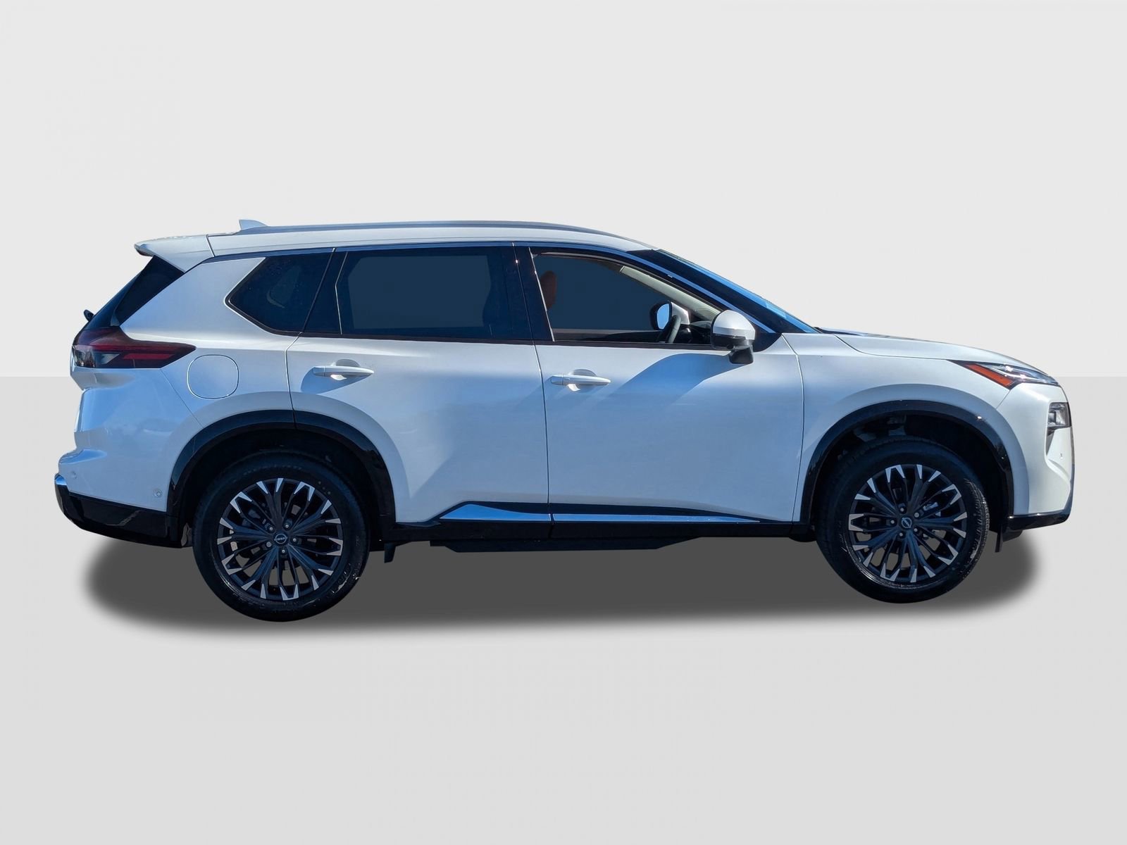 New 2026 Nissan Rogue Platinum w/ Platinum Premium Package image 7