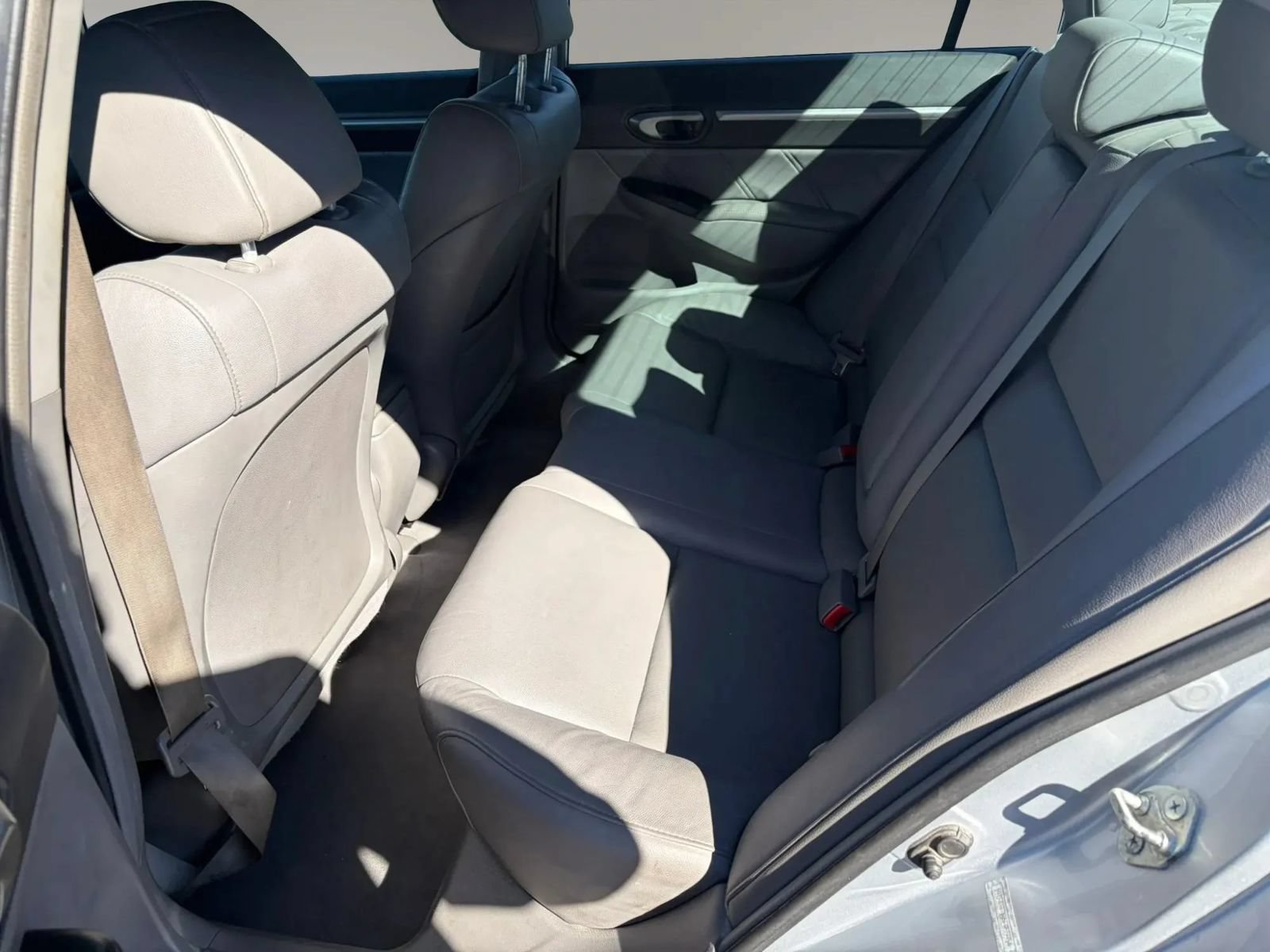 Used 2010 Honda Civic EX-L image 26