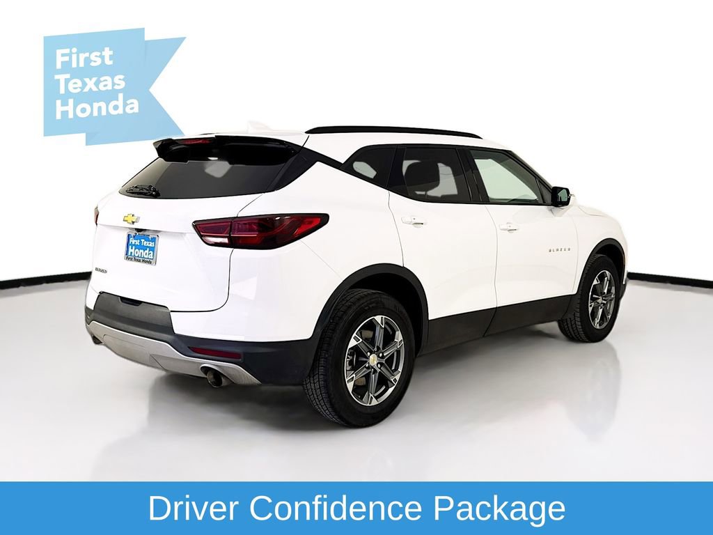 Used 2023 Chevrolet Blazer LT FWD image 7