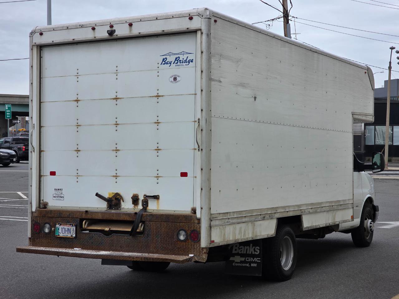 Used 2019 Chevrolet Express 3500 w/ Power Convenience Package RWD image 7