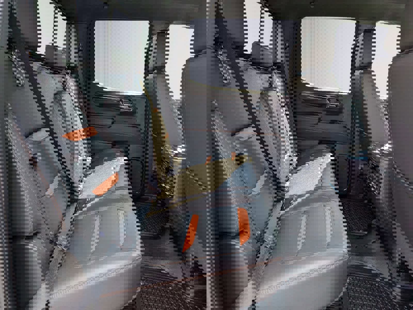 Certified 2023 GMC Sierra 1500 AT4 w/ AT4 Premium Package image 12