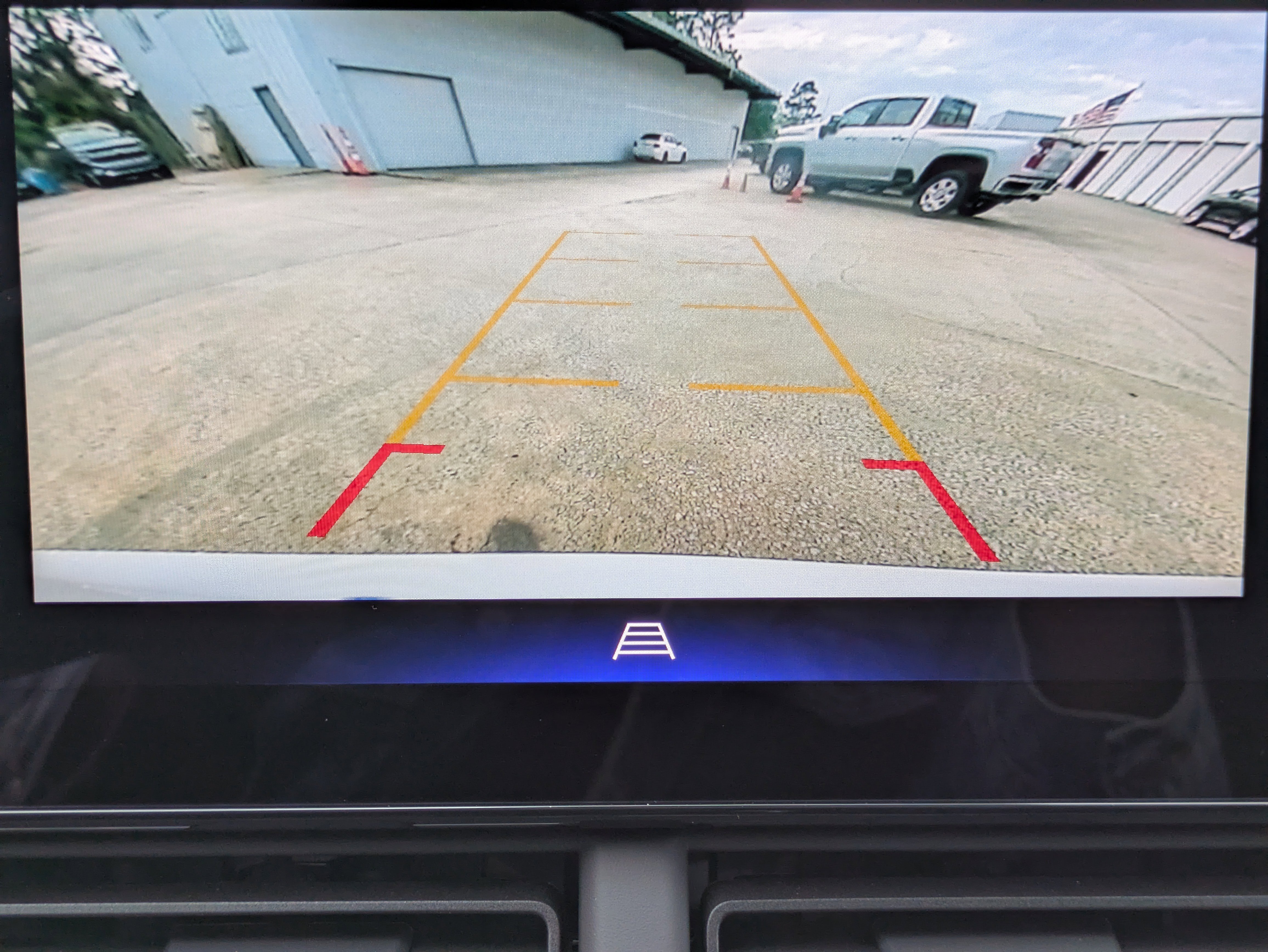 New 2025 Chevrolet Trax LT w/ Driver Confidence Package image 13