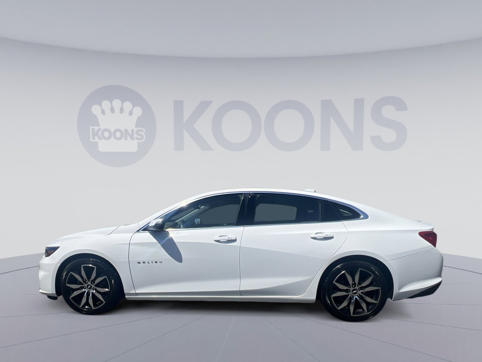 Used 2016 Chevrolet Malibu LT w/ Leather Package image 7