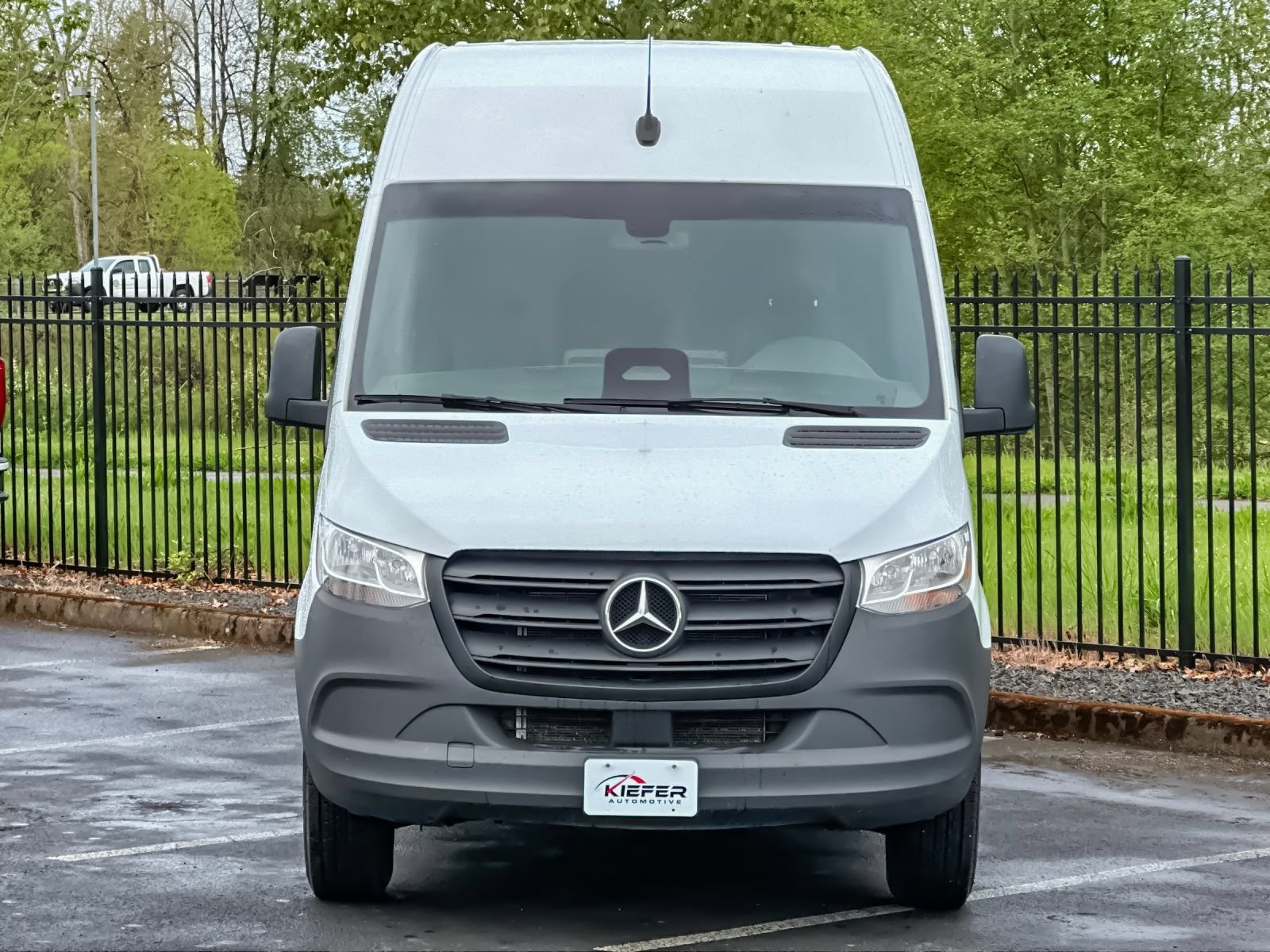 Used 2025 Mercedes-Benz Sprinter 2500 image 10