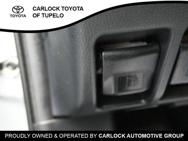 Used 2020 Toyota RAV4 LE image 19