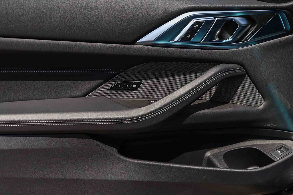 Used 2025 BMW 430i Coupe w/ M Sport Package image 23