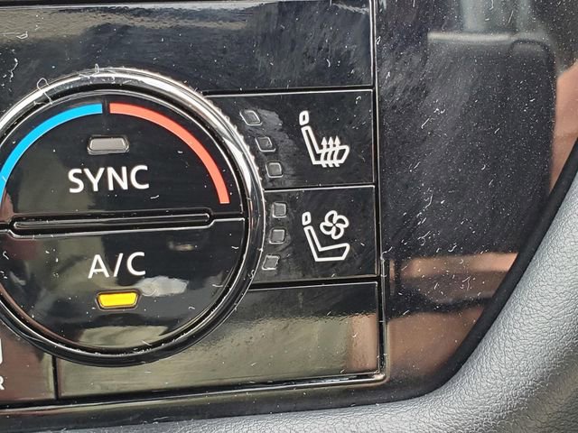 Used 2023 Nissan Pathfinder Platinum image 25