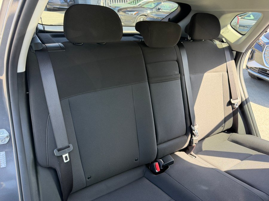 Used 2024 Hyundai Kona SEL FWD image 35