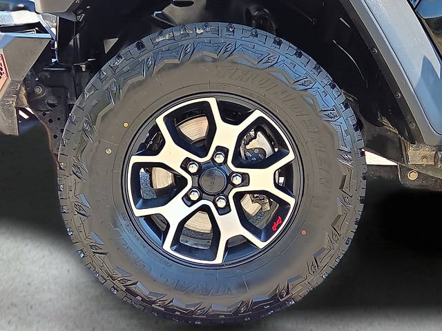 Used 2021 Jeep Wrangler Unlimited Rubicon AWD/4WD image 9