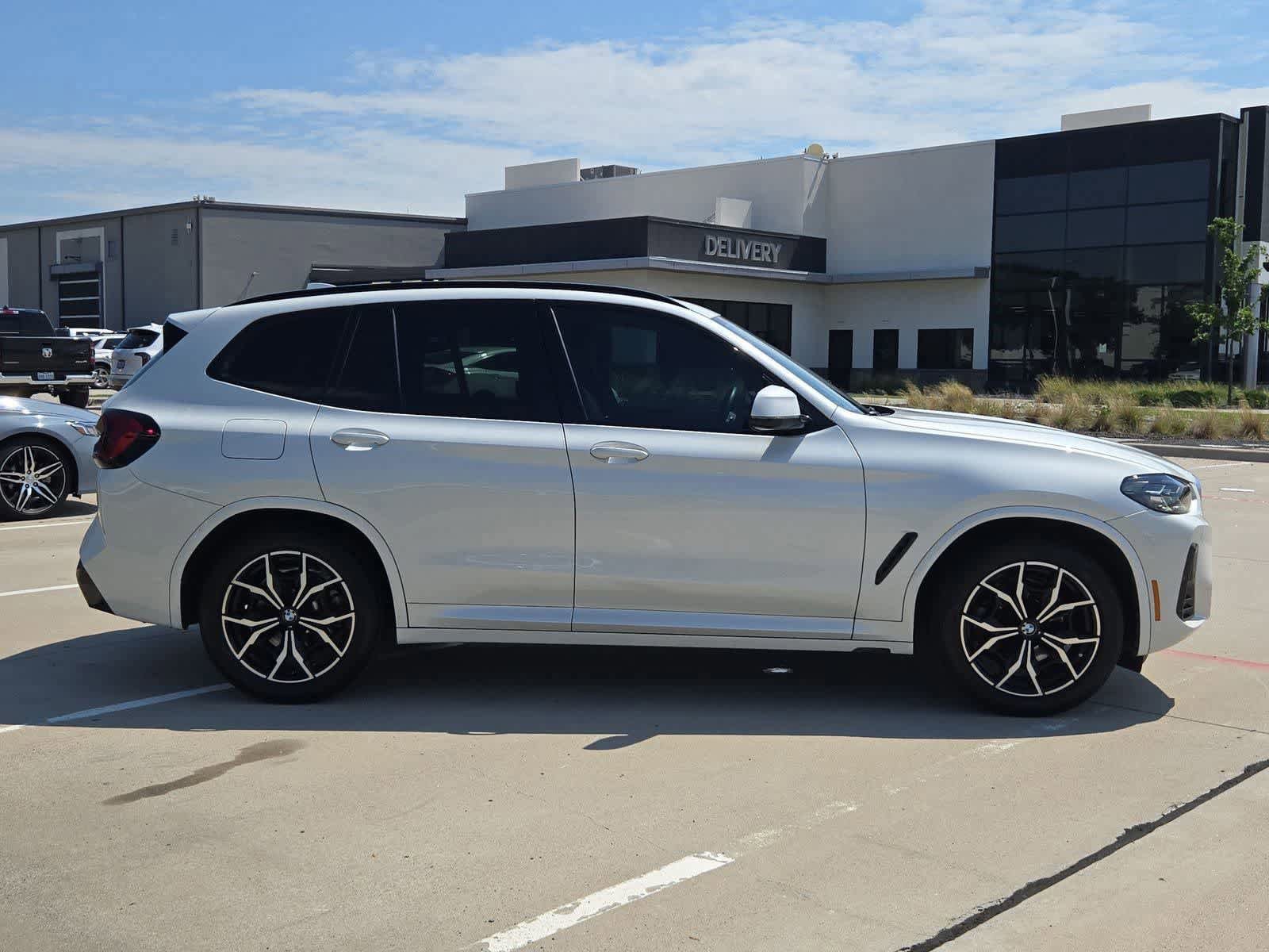 Used 2022 BMW X3 sDrive30i w/ M Sport Package 2 RWD image 7