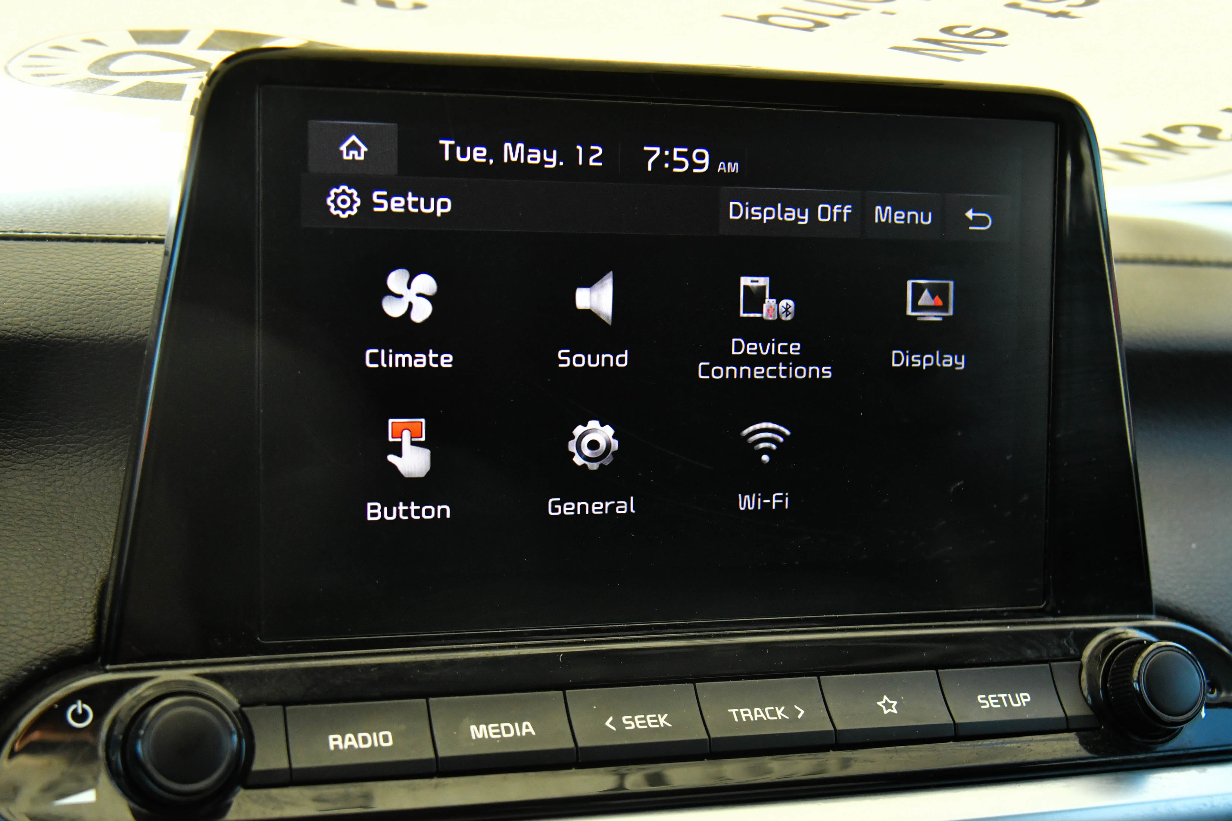 Used 2024 Kia Forte LXS w/ LXS Technology Package FWD image 19