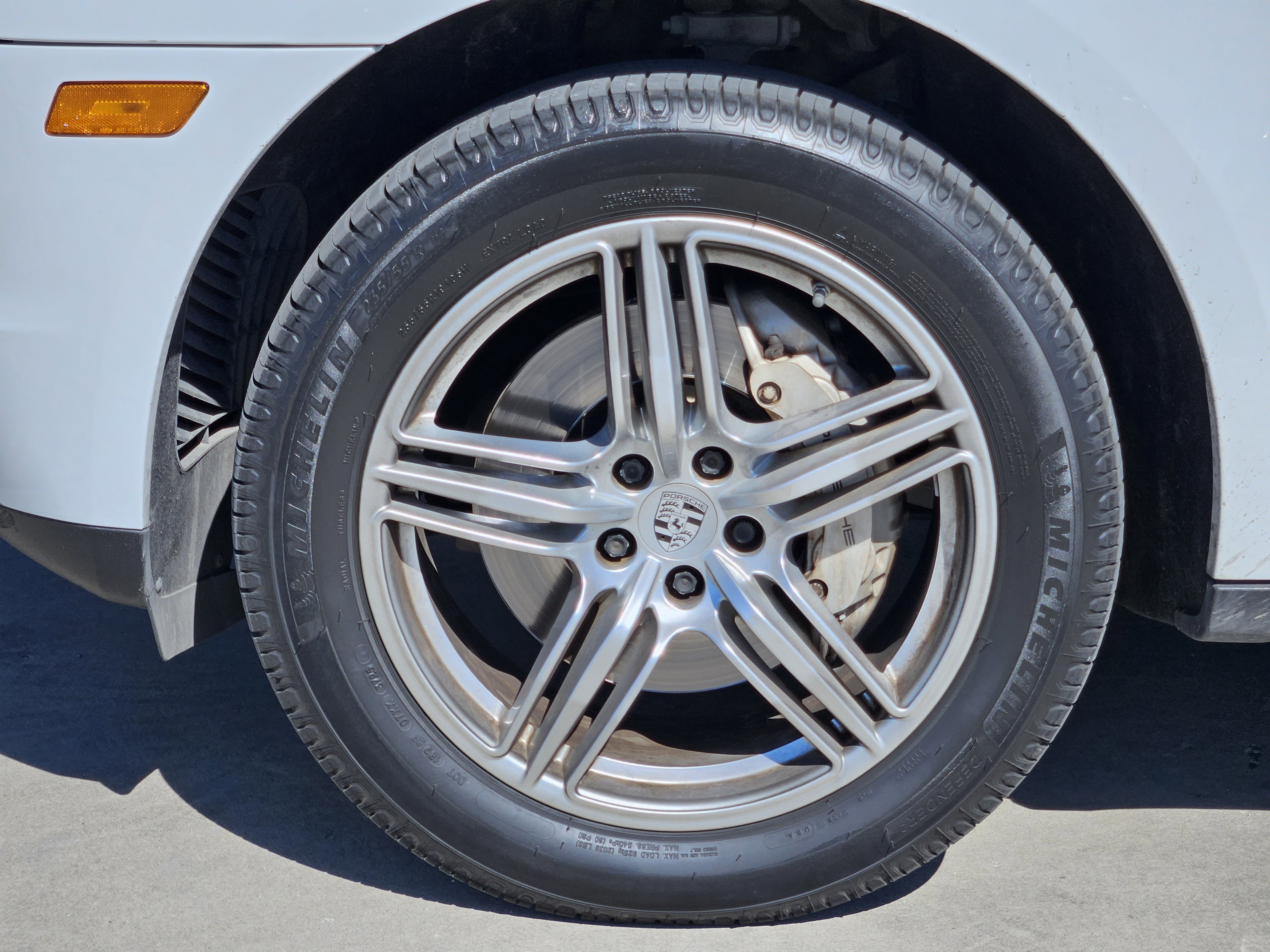 Used 2017 Porsche Macan S image 14