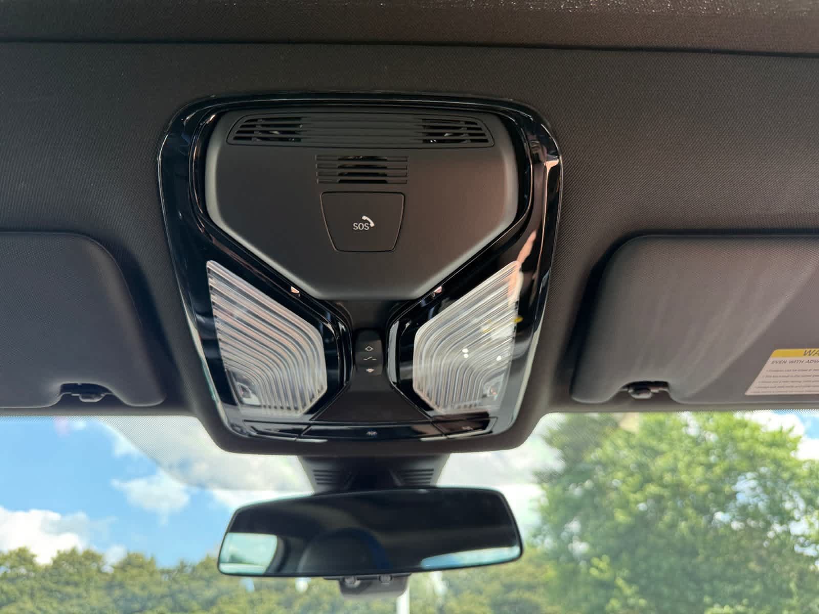 New 2026 BMW M2 w/ Lighting Package RWD image 31