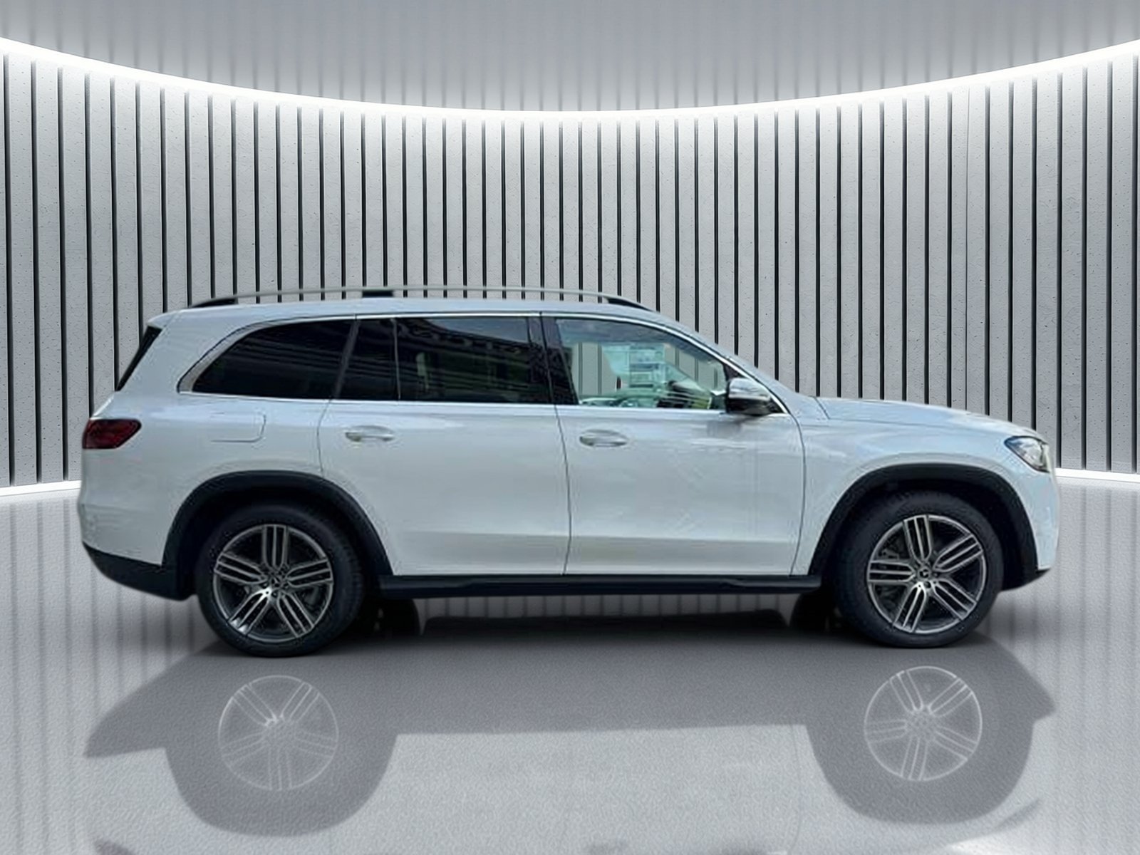 New 2025 Mercedes-Benz GLS 450 4MATIC image 6