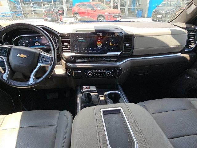Used 2022 Chevrolet Silverado 1500 LTZ AWD/4WD image 13