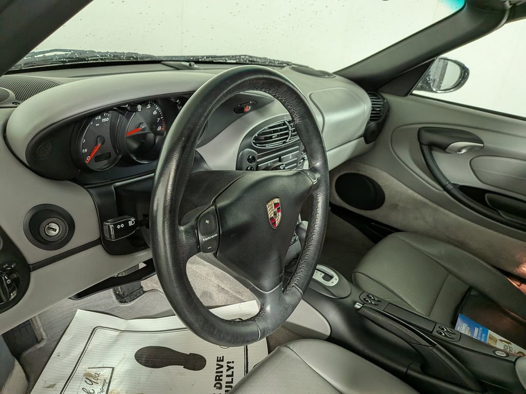 Used 2001 Porsche Boxster RWD image 20