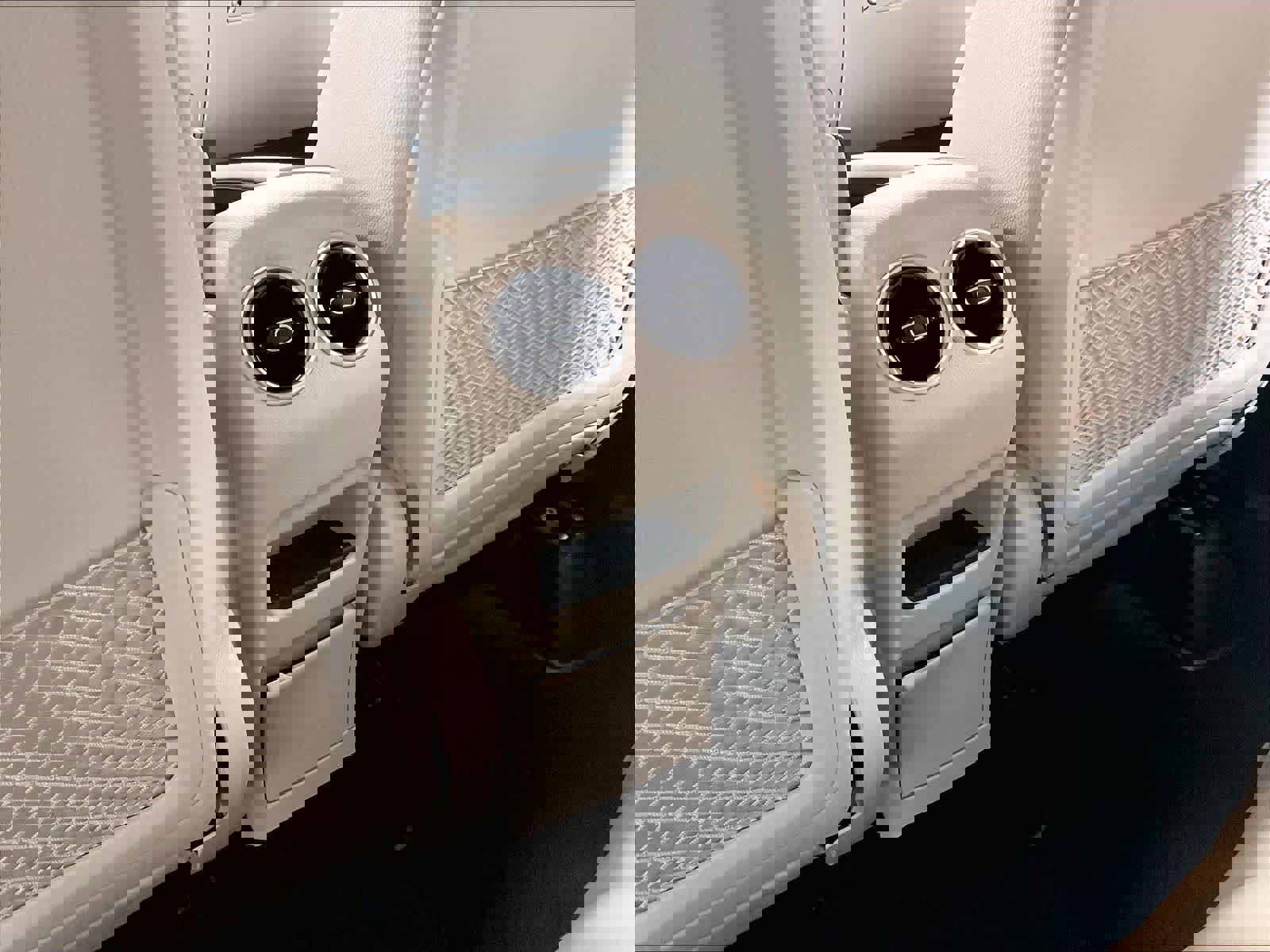 Used 2025 Mercedes-Benz GLA 250 4MATIC image 28