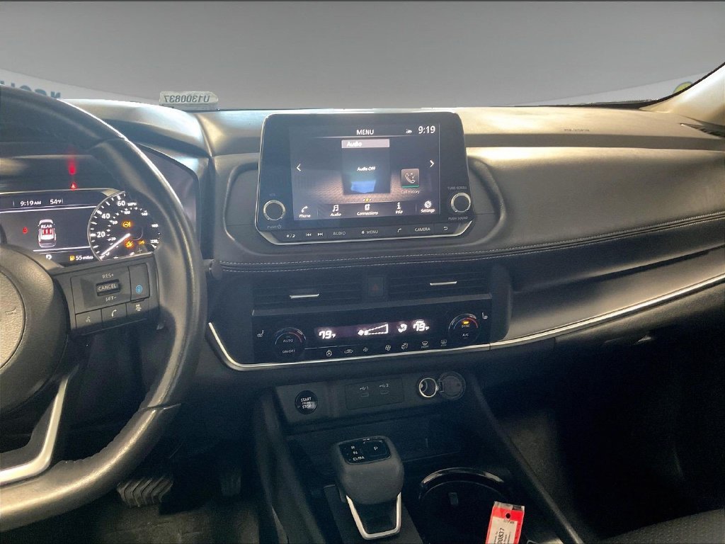 Certified 2024 Nissan Rogue SV w/ SV Premium Package AWD/4WD image 18