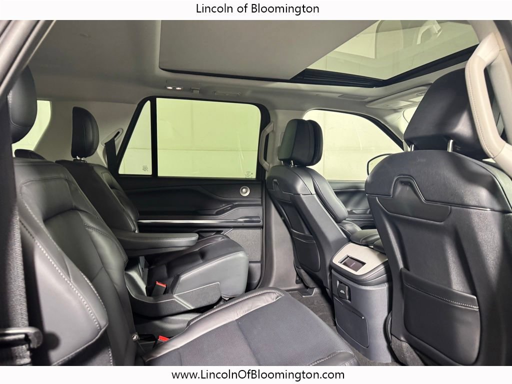 New 2026 Lincoln Navigator L Reserve AWD/4WD image 23