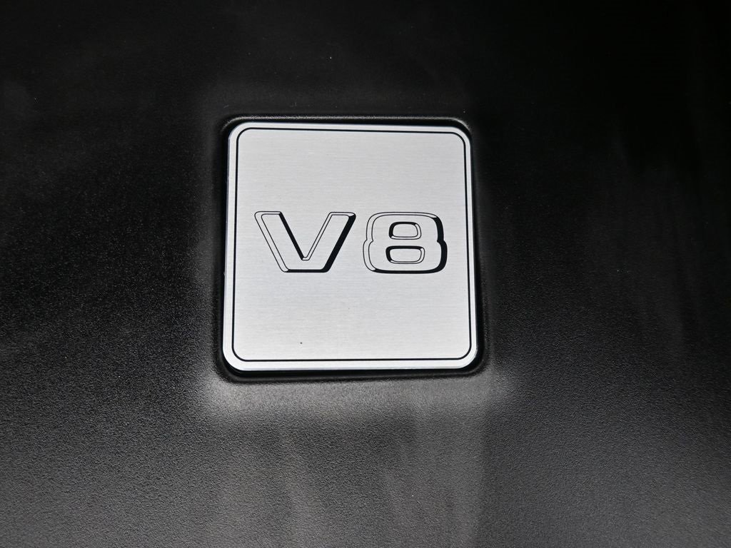 Used 2024 Mercedes-Benz GLS 580 4MATIC image 29