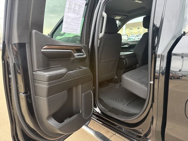 Used 2023 Chevrolet Silverado 1500 LT w/ Z71 Off-Road Package image 37