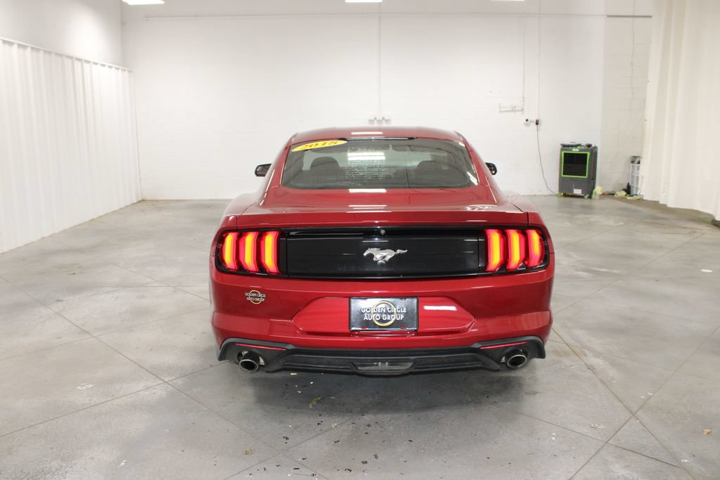 Used 2018 Ford Mustang Coupe RWD image 8