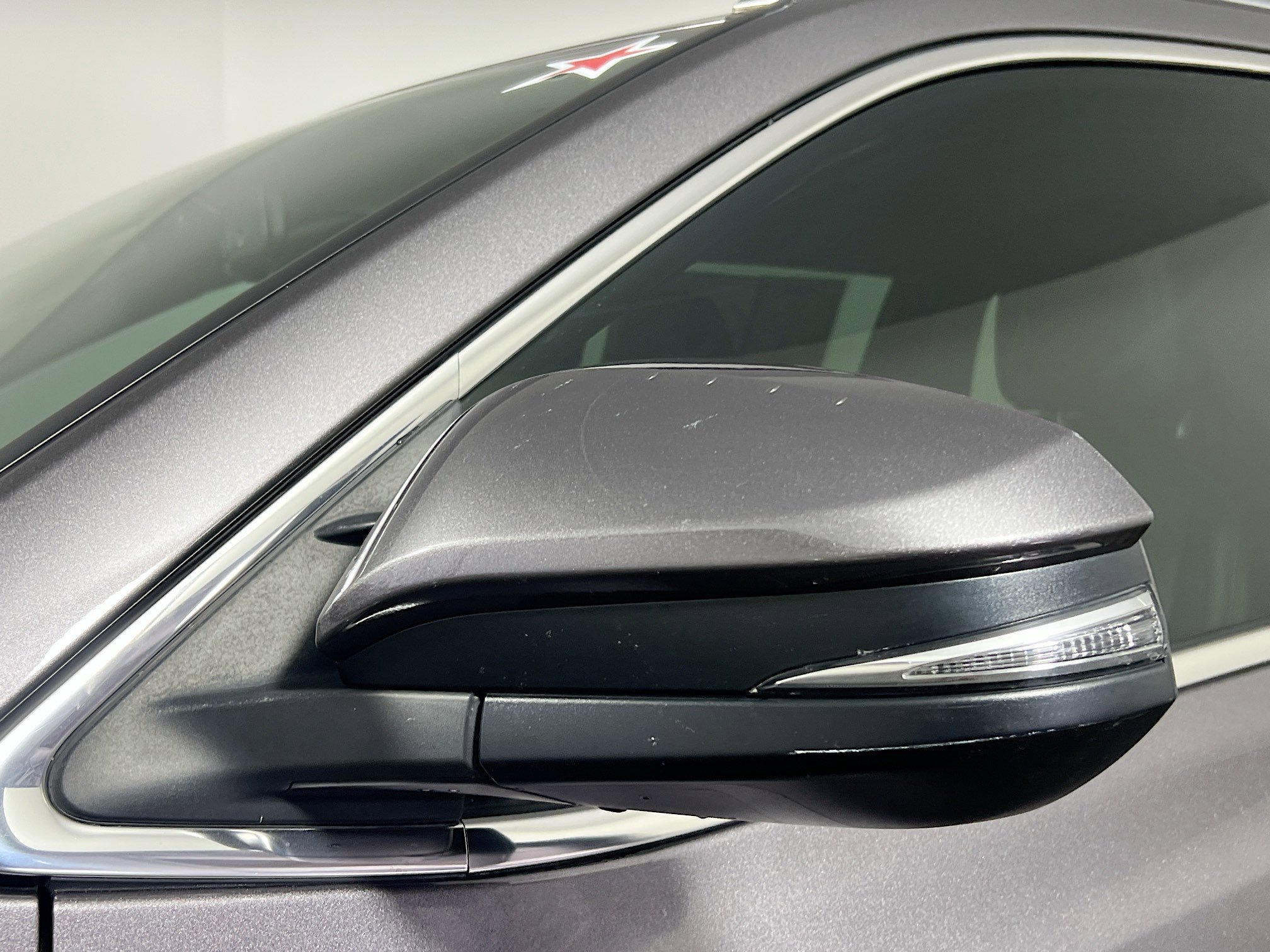 Used 2016 Toyota Highlander XLE image 12