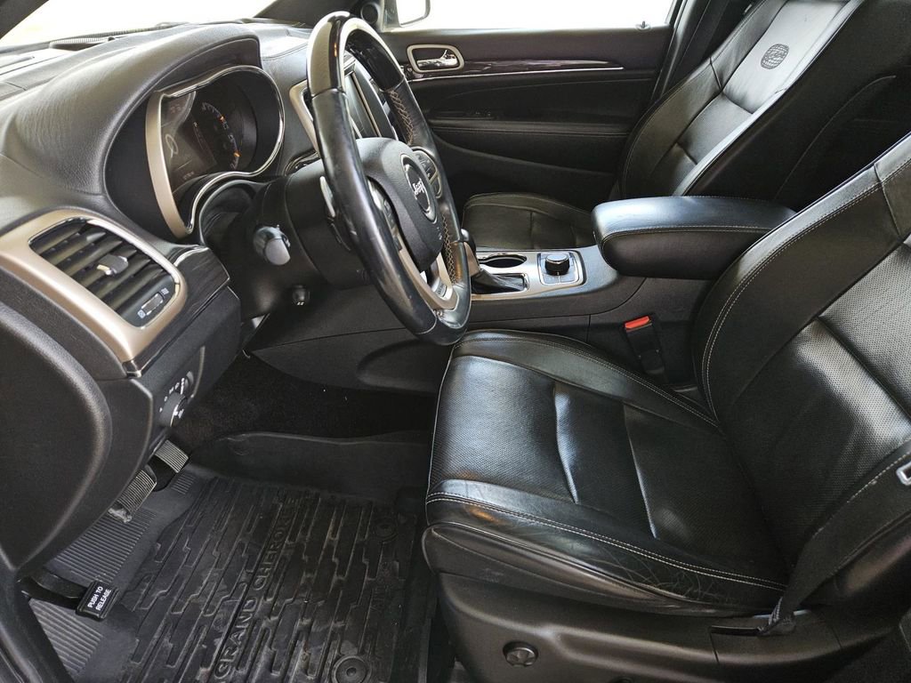 Used 2016 Jeep Grand Cherokee Overland AWD/4WD image 25