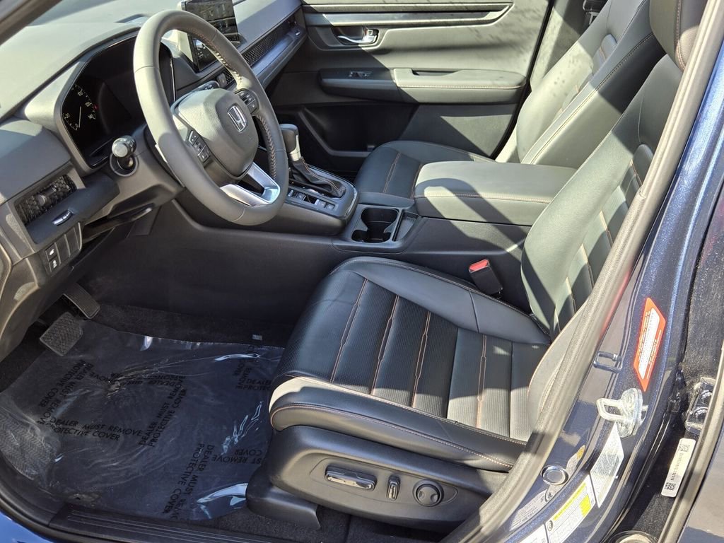 Used 2025 Honda CR-V Sport-L image 11