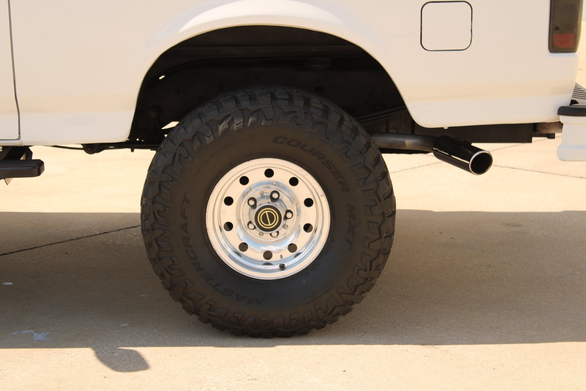 Used 1993 Ford Bronco XLT AWD/4WD image 30