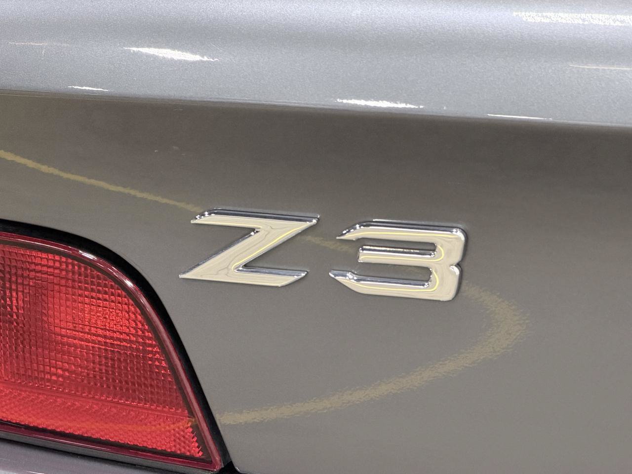 Used 2001 BMW Z3 2.5i RWD image 28