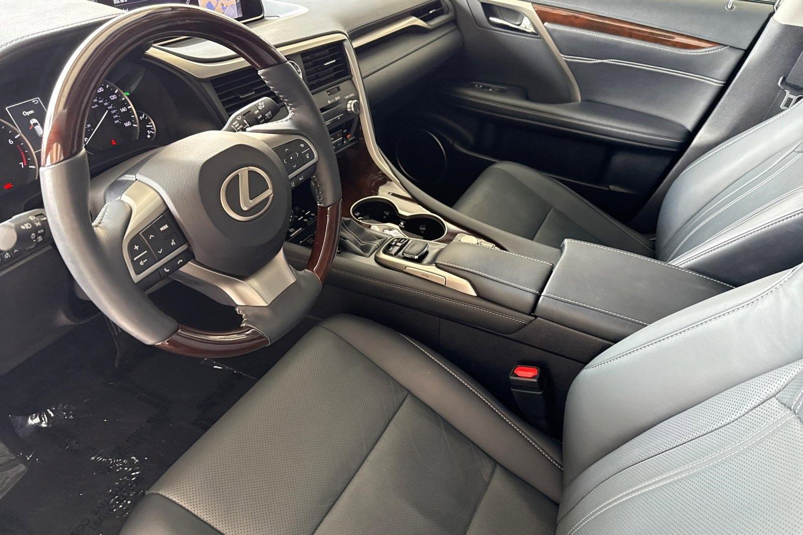 Used 2019 Lexus RX 350 FWD w/ Navigation Package image 4