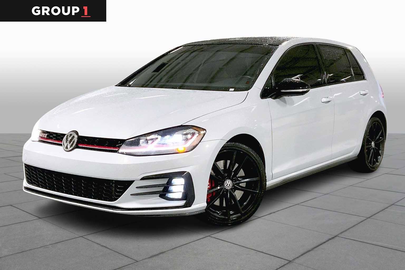 Used 2021 Volkswagen GTI SE image 1