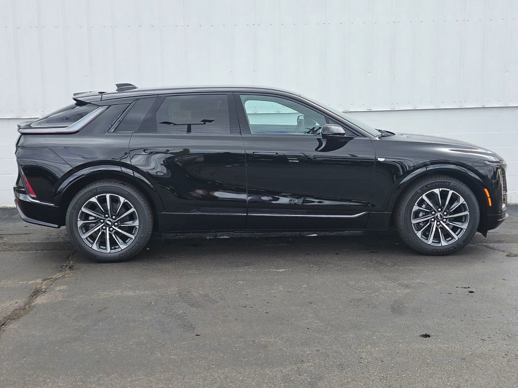 New 2025 Cadillac Lyriq Sport image 2