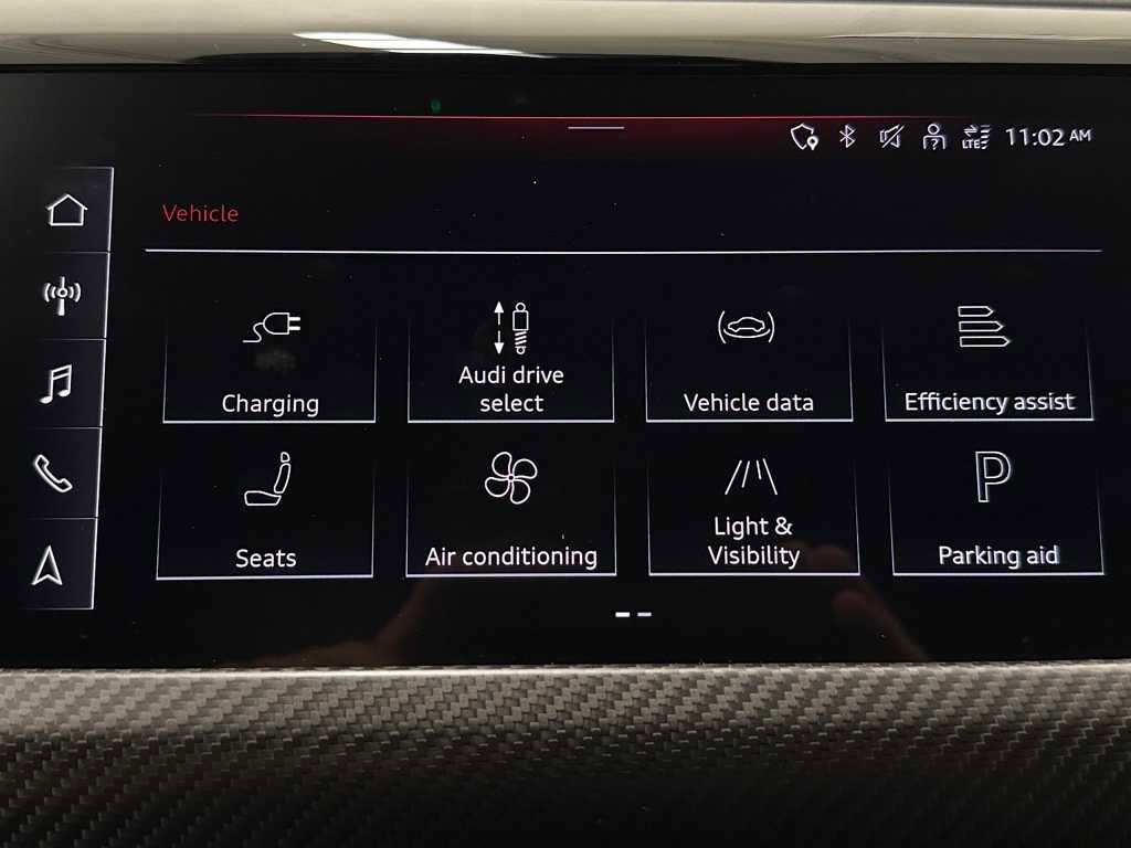 Used 2023 Audi RS e-tron GT w/ Carbon Performance Package image 35