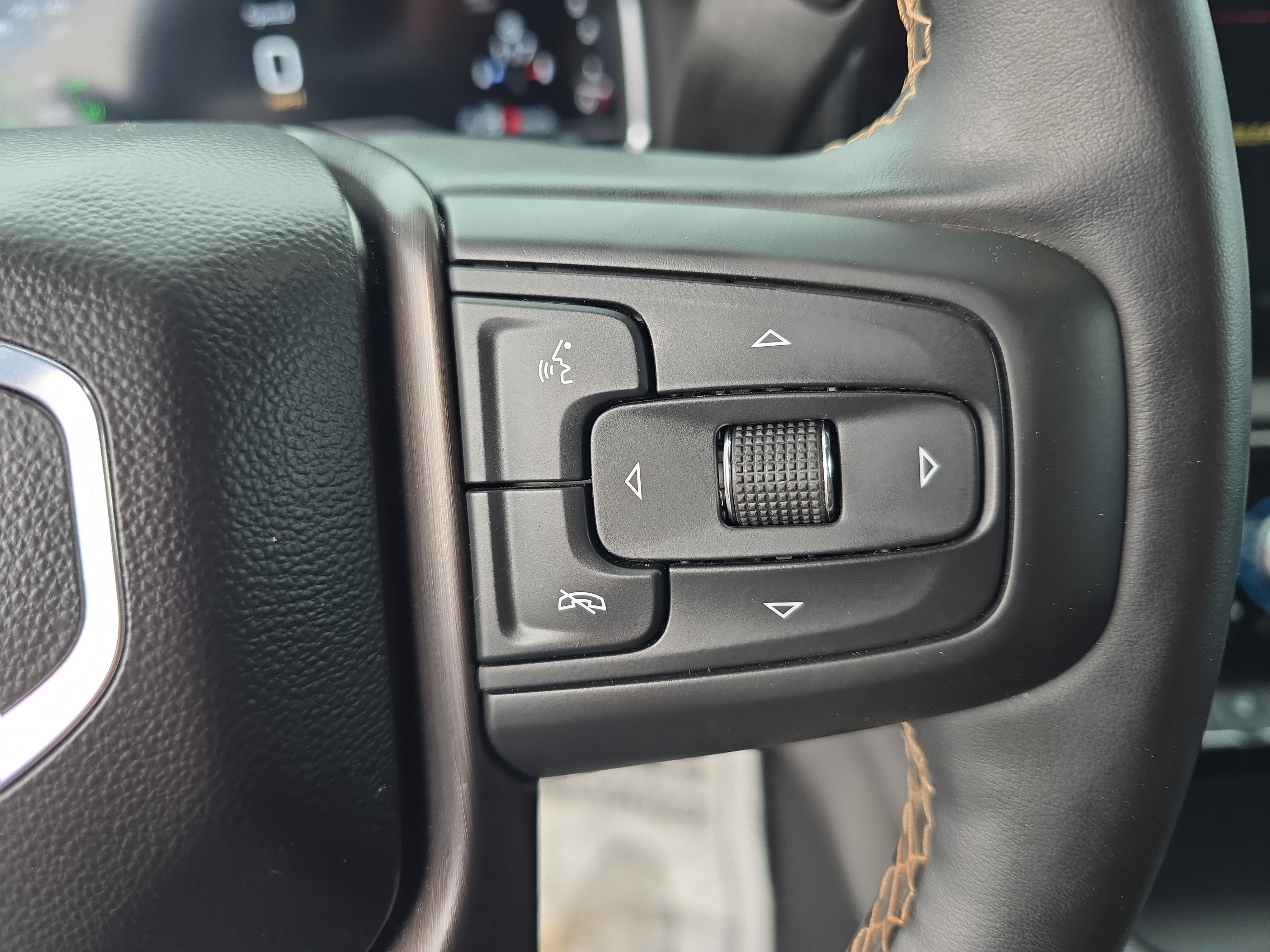 Used 2025 GMC Sierra 2500 AT4 AWD/4WD image 24